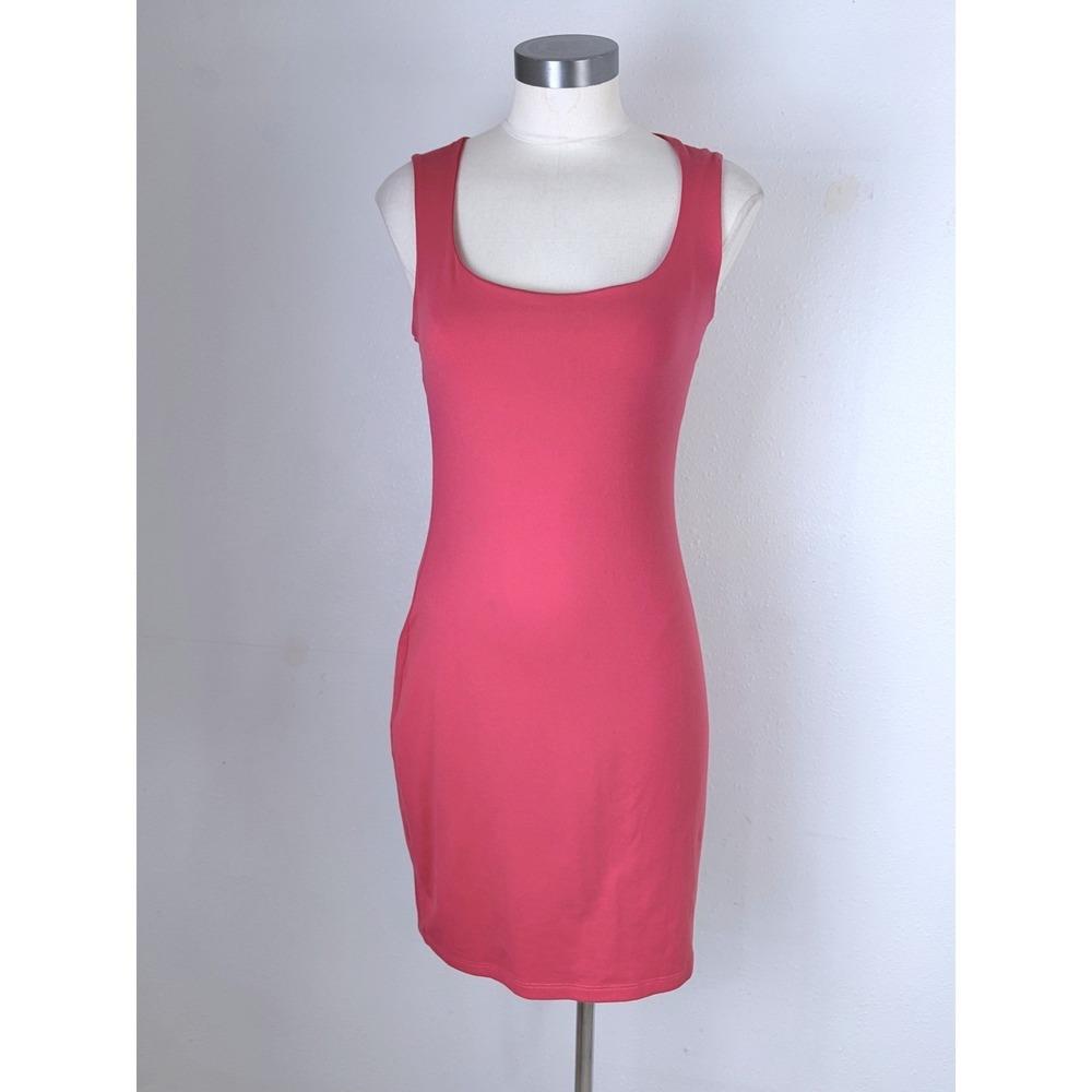 Susana Monaco Dress M Hot Pink Scoop Neck Sleeveless Stretch Bodycon Mini USA